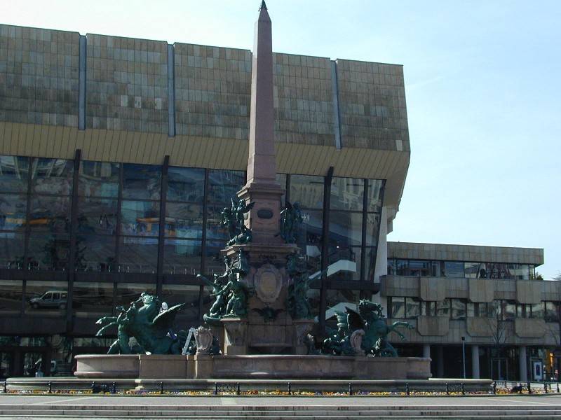 Mendebrunnen